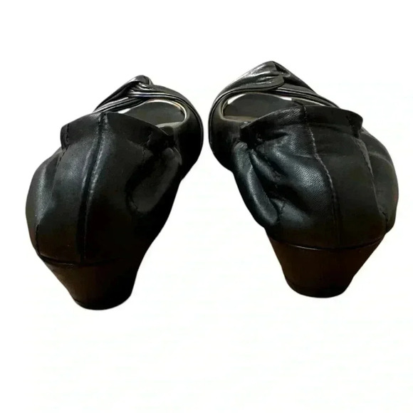 AGL Peep toe Wedge Twist Knot Flat Leather Wedge Black US 7 EUC - Picture 6 of 13